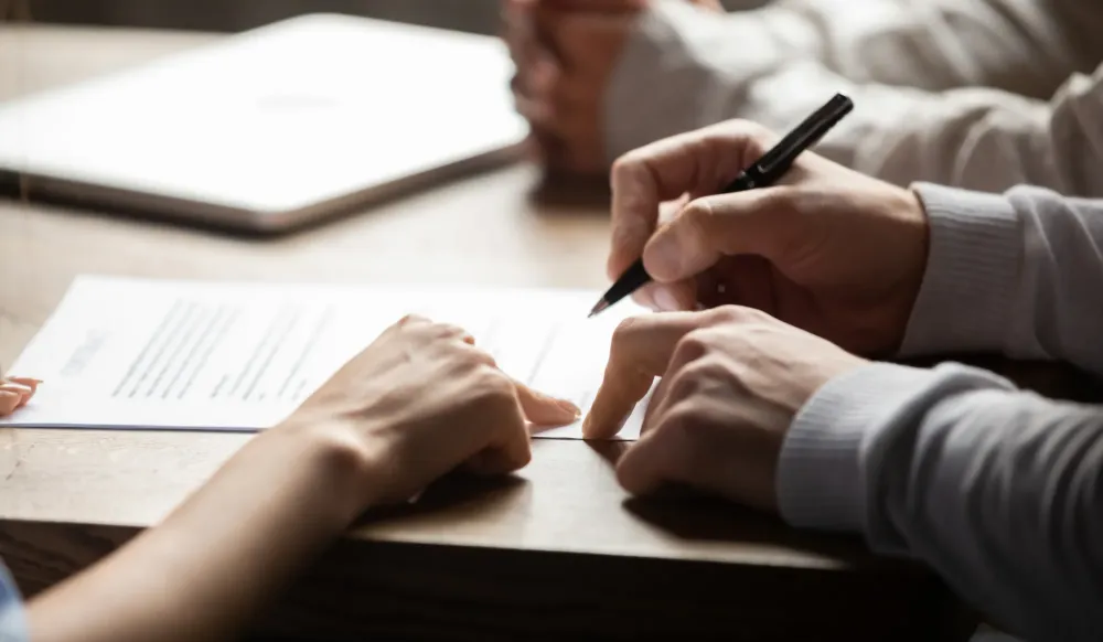 avocat-droit-du-travail-contrats